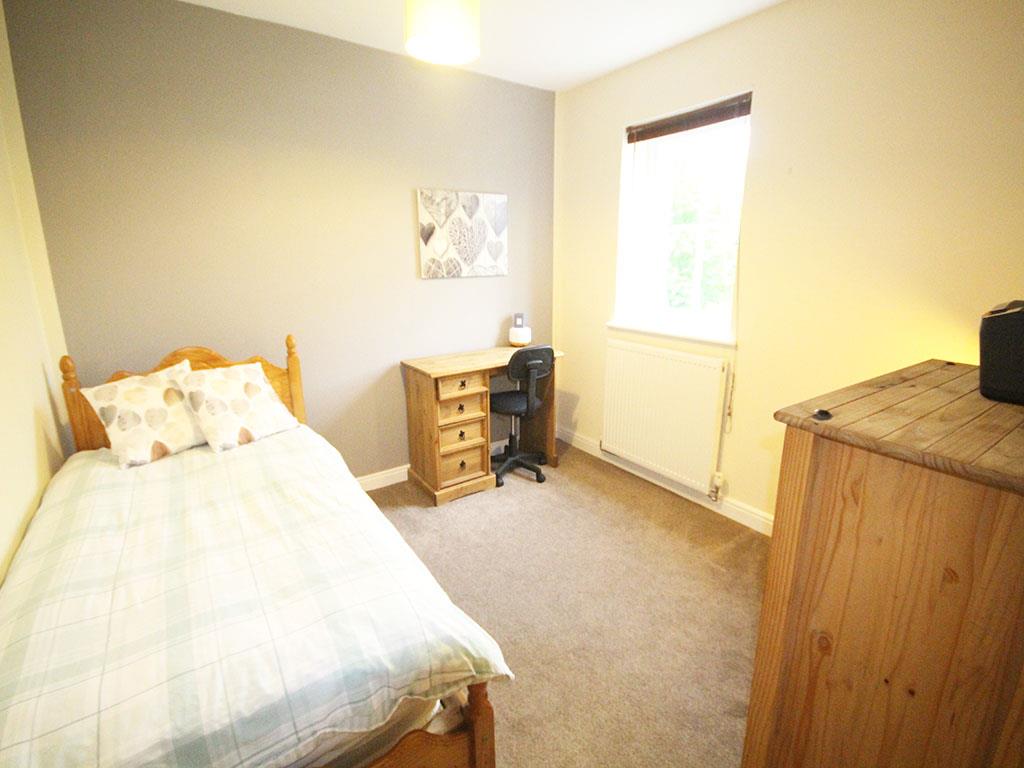 4 bedroom townhouse house SSTC in Trawden - IMG_3249.jpg